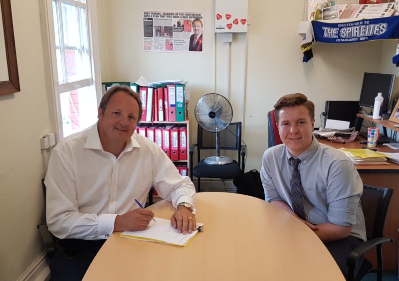 Toby Perkins MP with Stan Tomkinson, student at Dronfield Henry Fanshawe School, who has been on work experience in Toby
