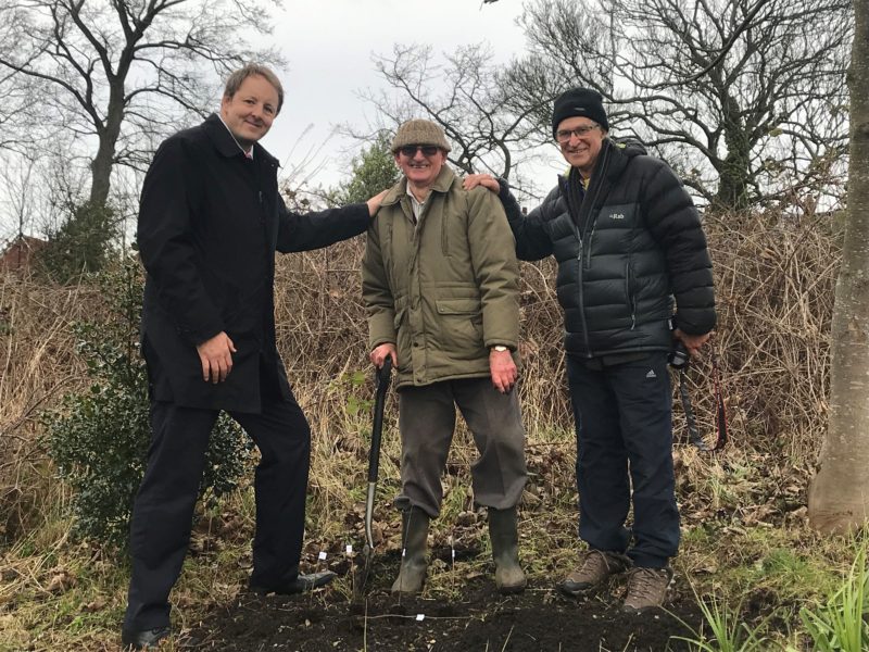 Toby with keen gardeners Brian Bailey and Eric Loe