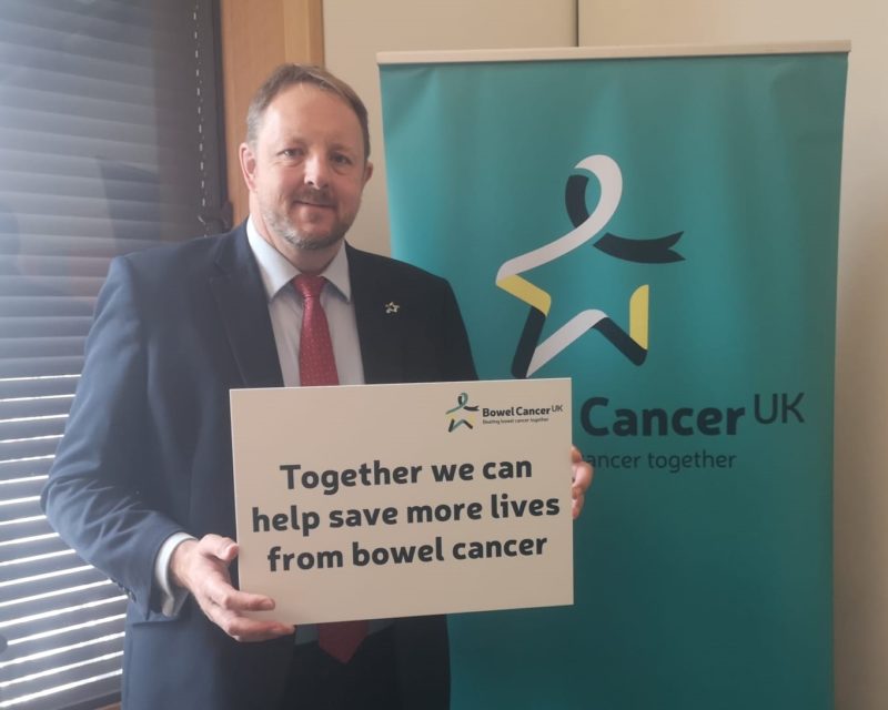Toby Perkins supports Bowel Cancer Awareness Month